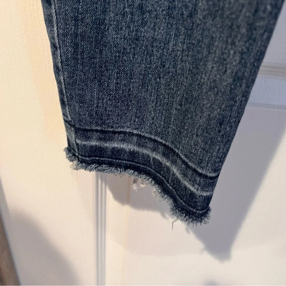 Style & Co Denim ankle jeans with frayed ankles and braced belt loops sz 18. - Picture 4 of 10